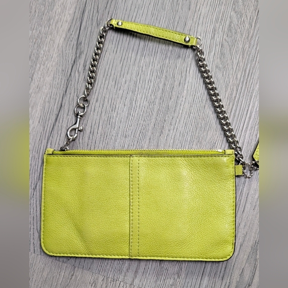 Coach Lime Green Leather Wristlet Chain Strap Clutch Y2K Small Purse - Picture 6 of 10